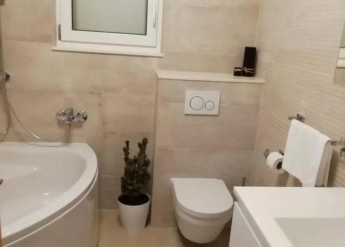 Albatros Kaštel Sućurac